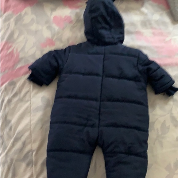 Snowsuit - Picture 4 of 5